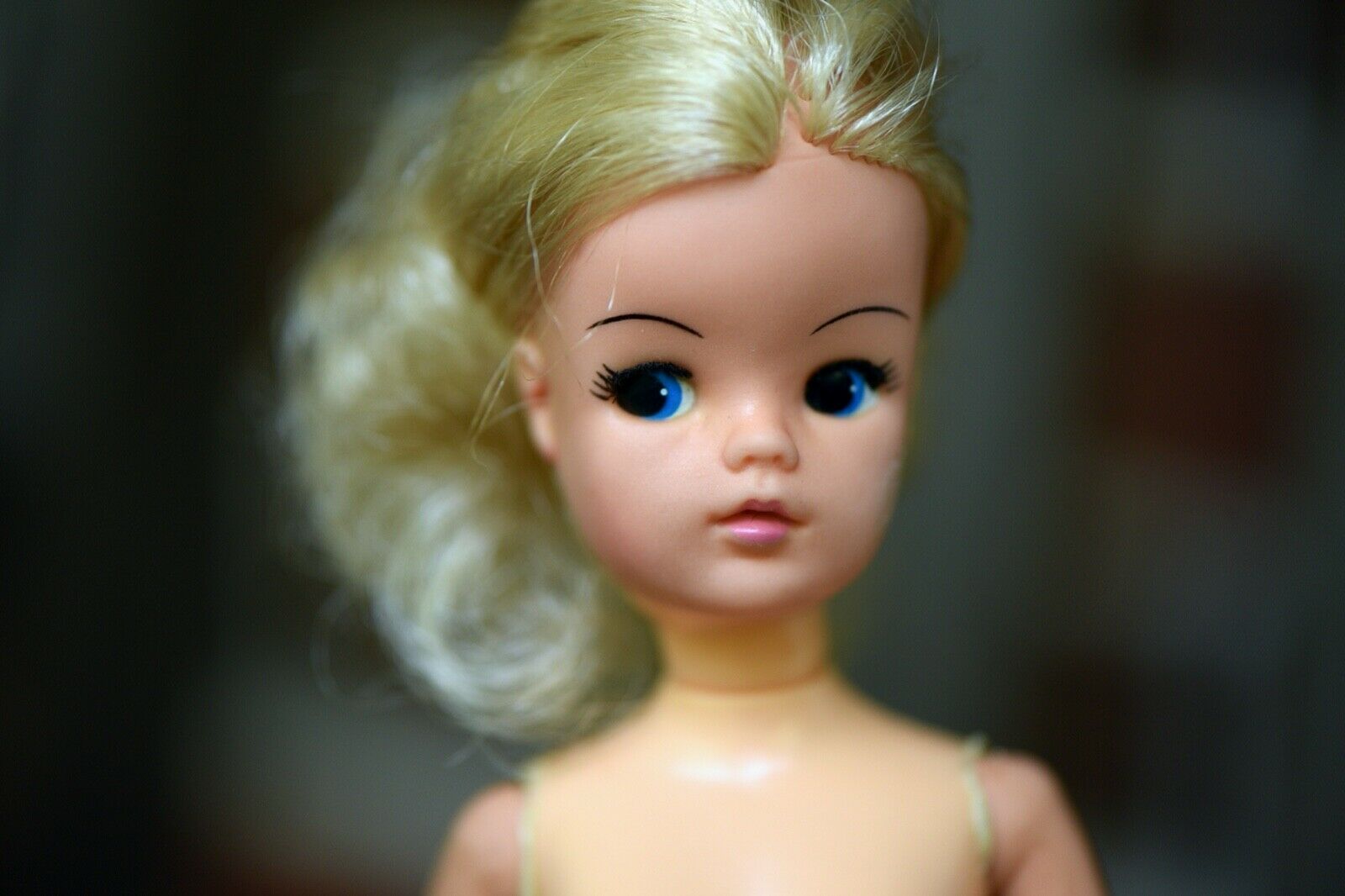 Vintage Late 70's Nude Pedigree Sindy Doll 2 Gen 1077 033055x - Needs Tlc