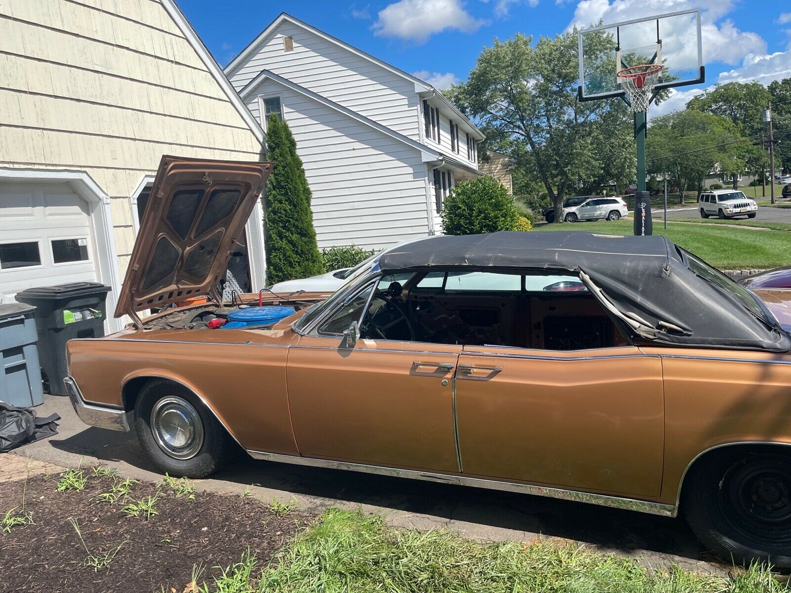 1967 Lincoln Continental  1967 Lincoln Continental Convertible Brown Rwd Automatic