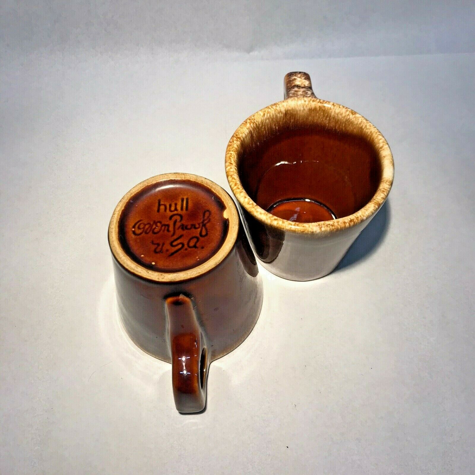 Vintage Lot Of 2 Hull Pottery Brown Drip Glazed Coffee Mugs Cups Round Handle